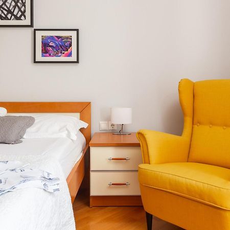 Brkic Apartments With Private Parking Makarska Exterior foto