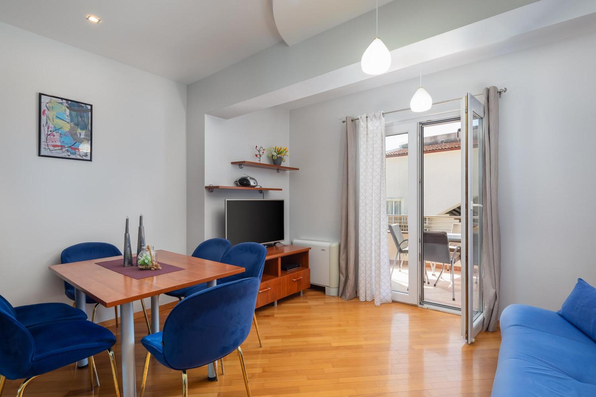 Brkic Apartments With Private Parking Makarska Quarto foto